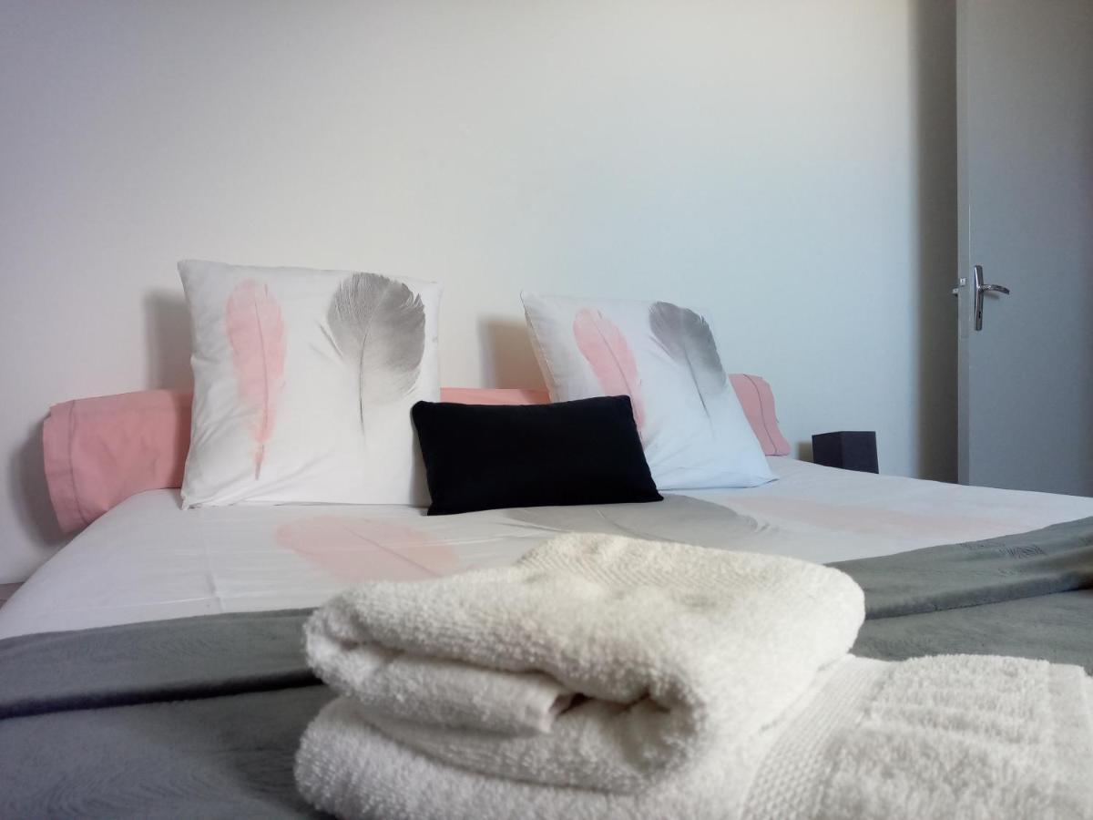 Périgueux Appartement A 2 Minutes Du Centre Ville Avec Climatisation מראה חיצוני תמונה