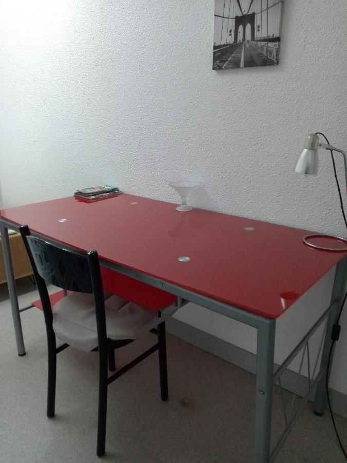 Périgueux Appartement A 2 Minutes Du Centre Ville Avec Climatisation מראה חיצוני תמונה